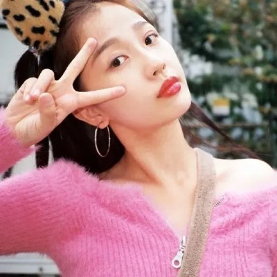 裸女游城